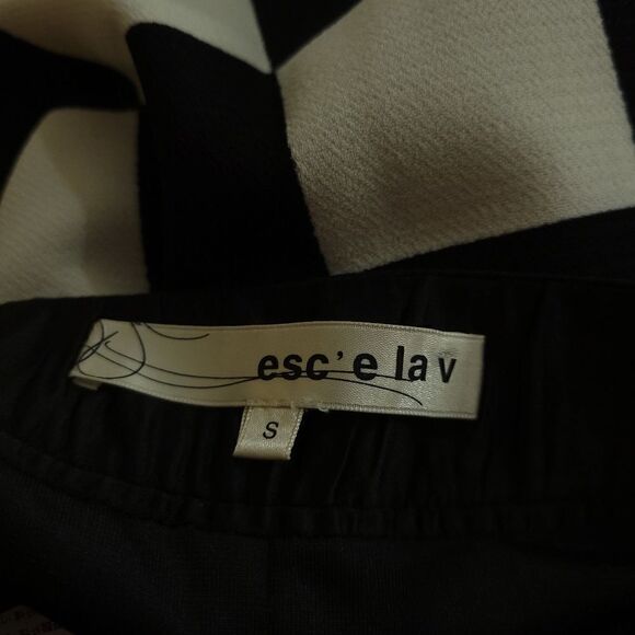 "Esc 'e la v" B&W Checker Mod 60s Style Mini Skirt - Picture 9 of 14